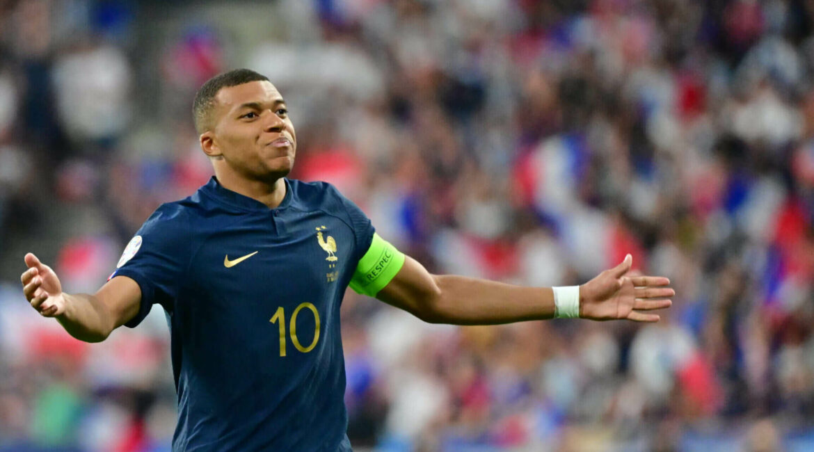 Chelsea And Barcelona Are Reportedly Trying Hardest To Sign Kylian Mbappe